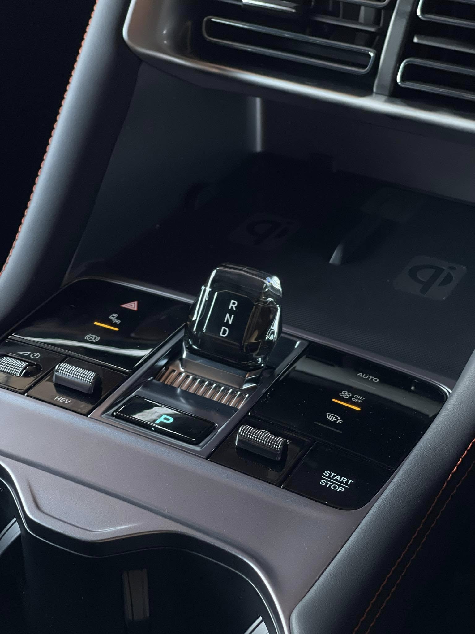 BYD Sealion 6 PHEV