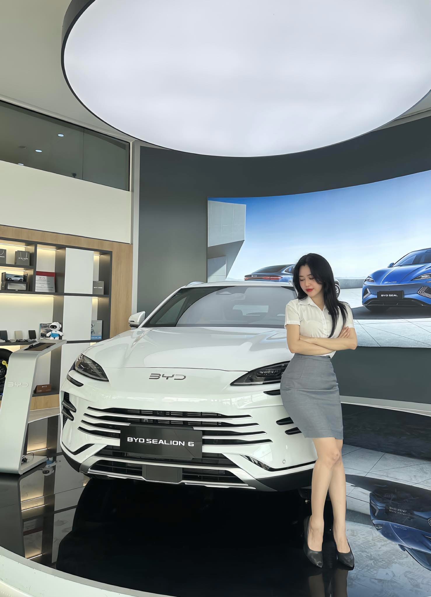 BYD Sealion 6 PHEV